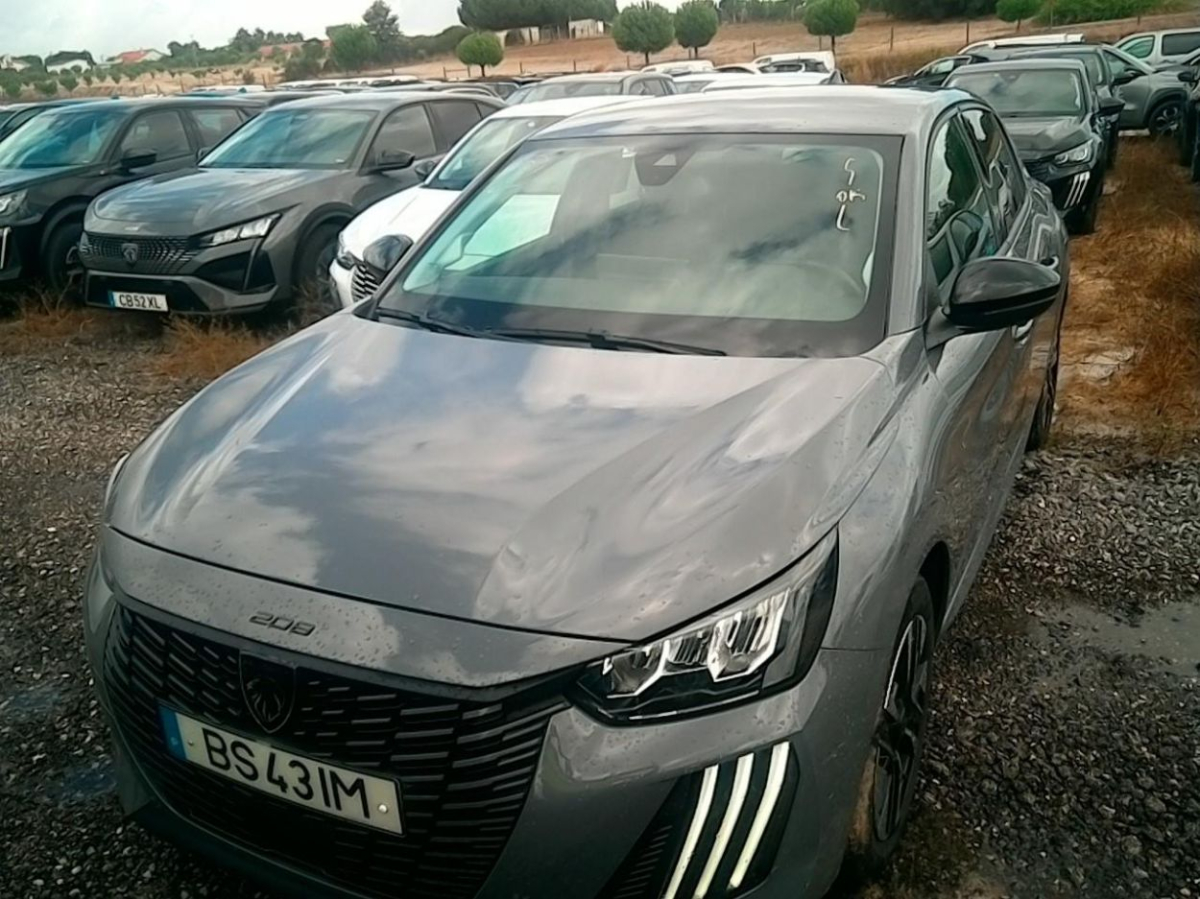 Peugeot 208